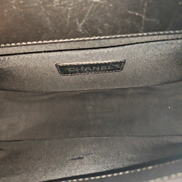 BOY CHANEL Medium Chevron Patent Leather Black