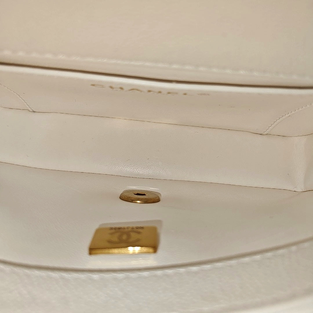 CLASSIC FLAP Small Quilted Grained Calfskin White