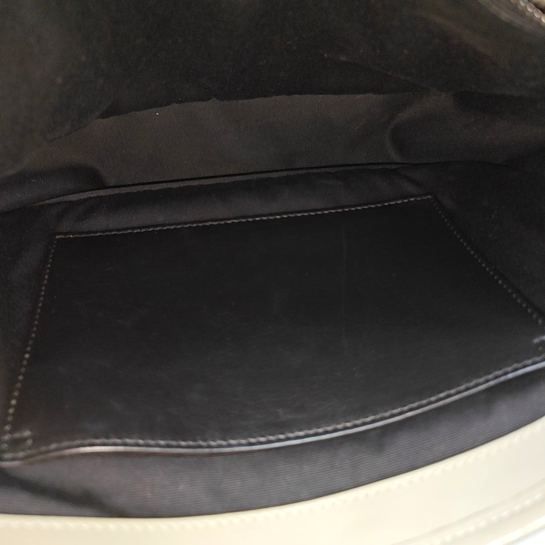 NIKI Medium Chevron Calfskin White