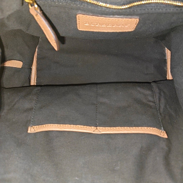 Canvas Brown