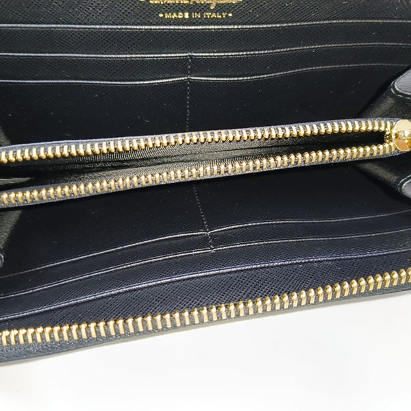 Vara Calfskin Black Wallet