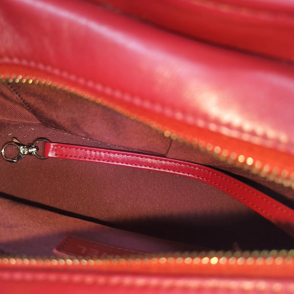 GABRIELLE Small Chevron Calfskin Red