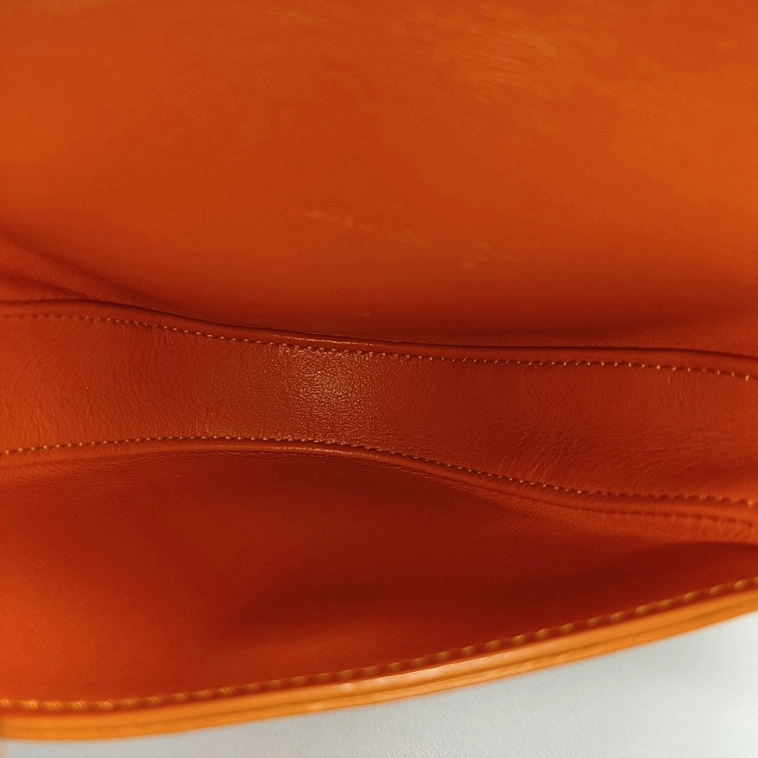 TRIANGLE Calfskin Orange