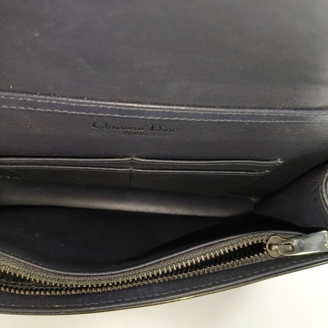 Authenticated pre-owned  Diorama Cannage Calfskin Gray - Crossbody Bag at Looply