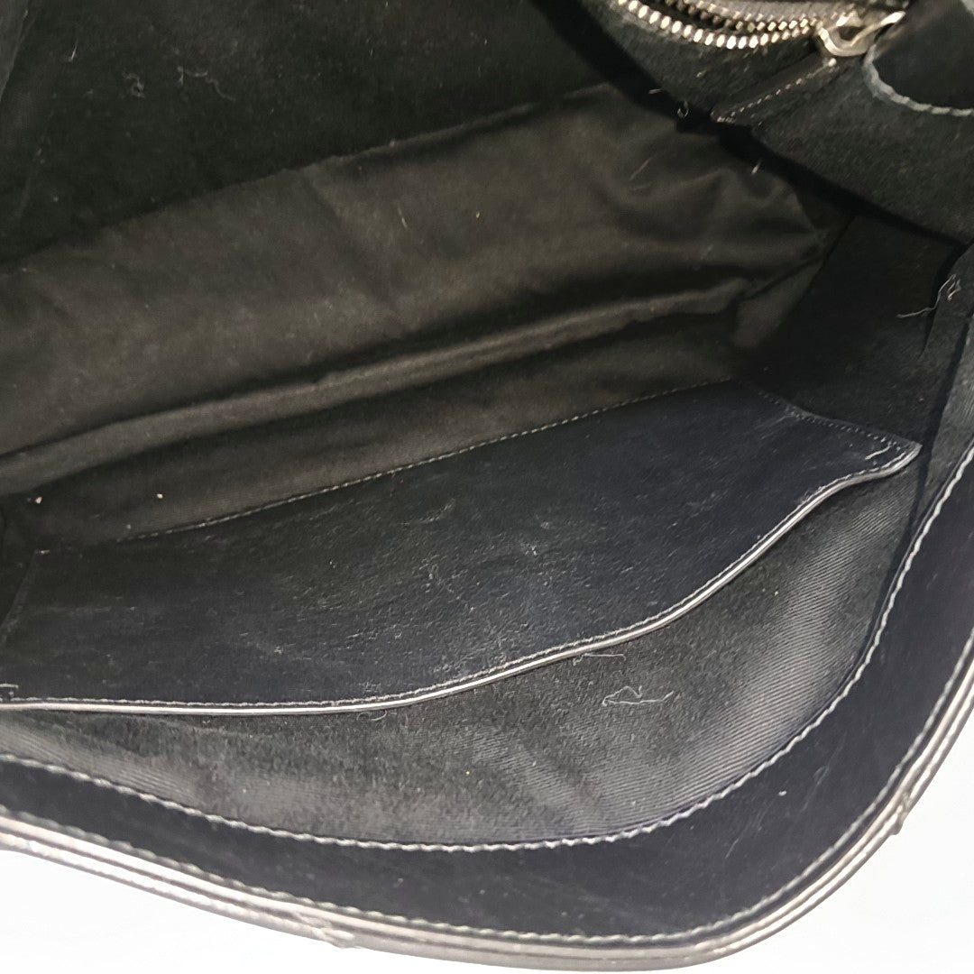 NIKI Large Chevron Calfskin Black