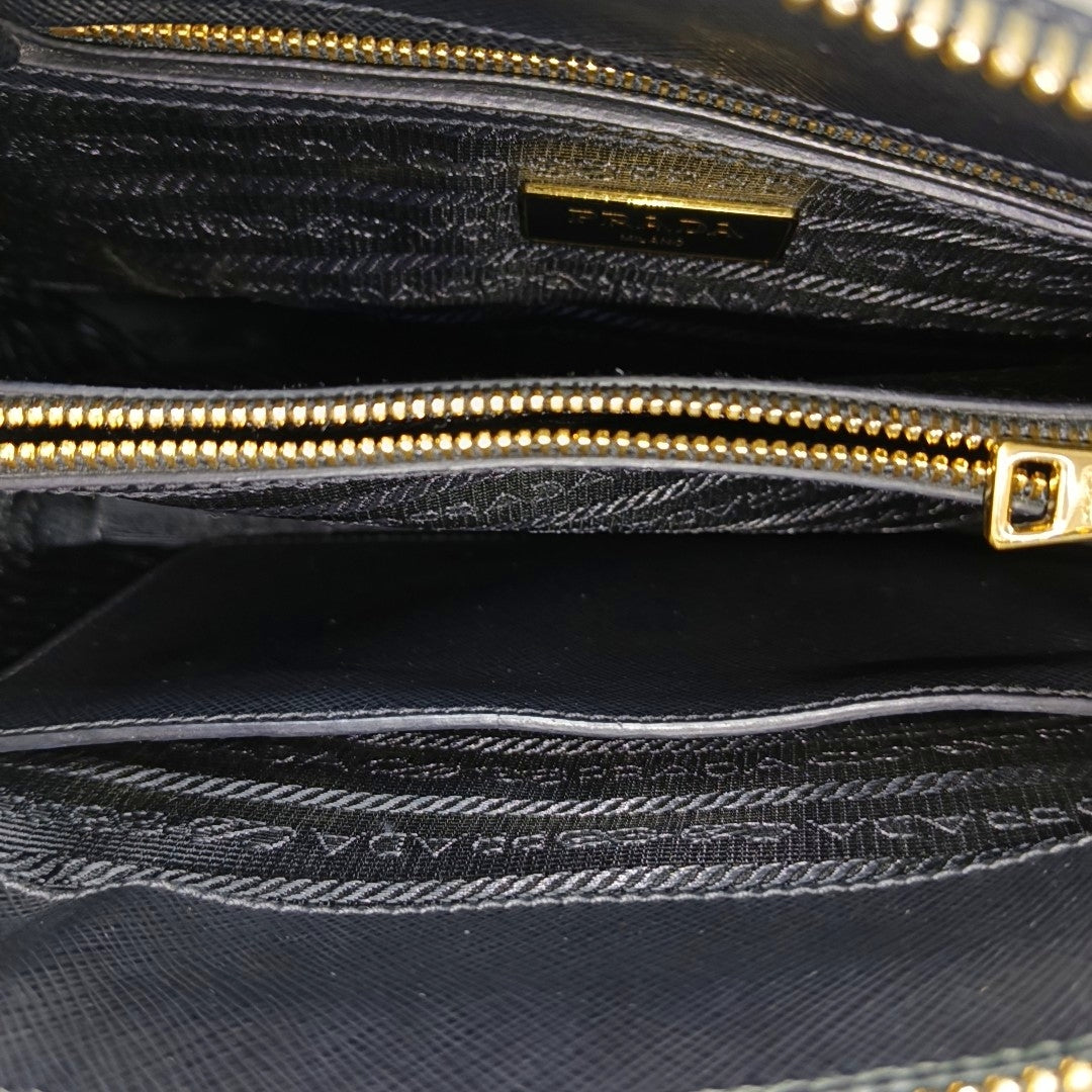 Promenade Small Calfskin Black