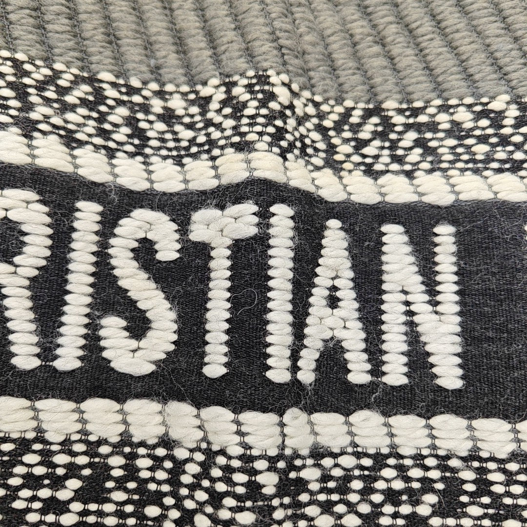 Wool Scarf Gray