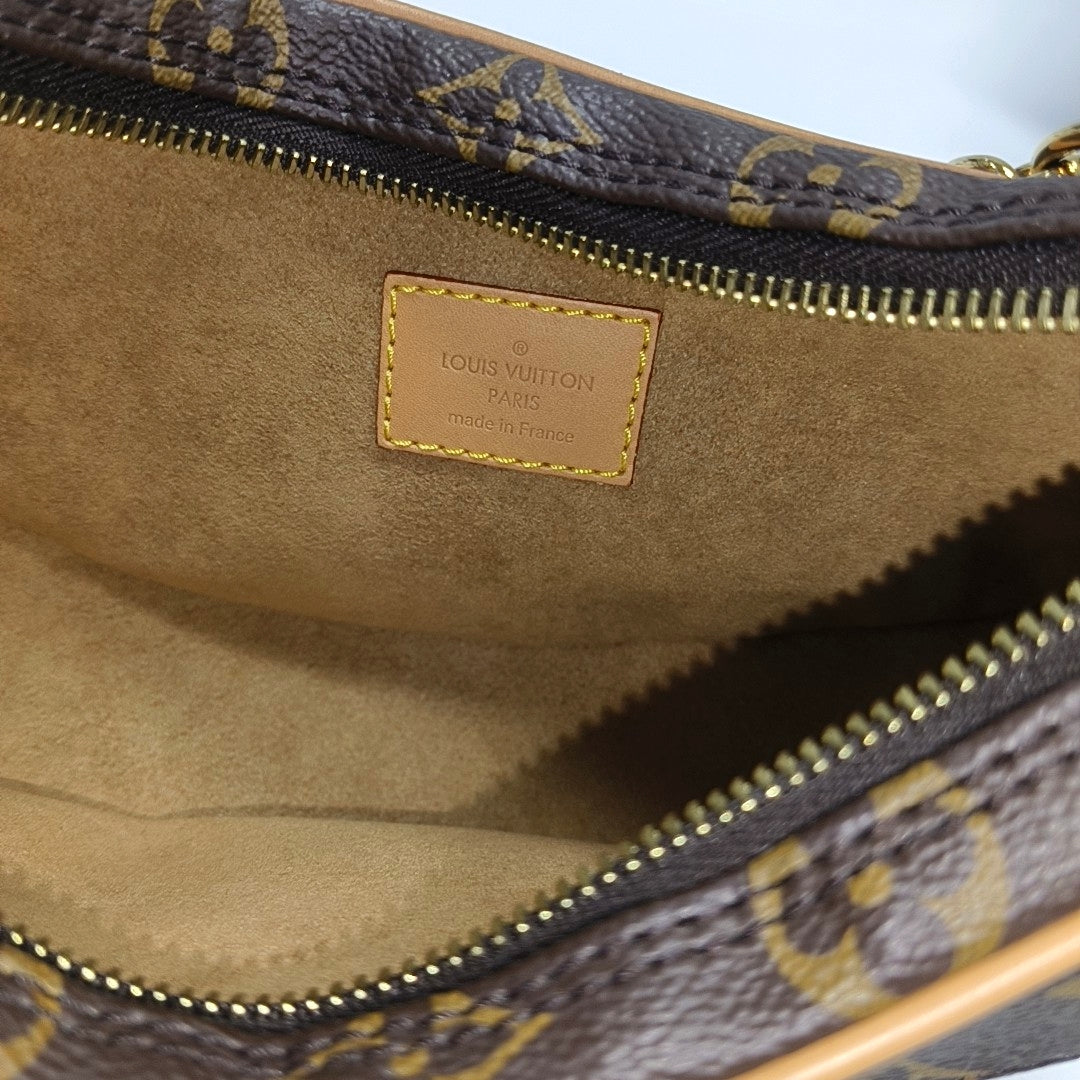 LOOP Monogram Coated Canvas Brown