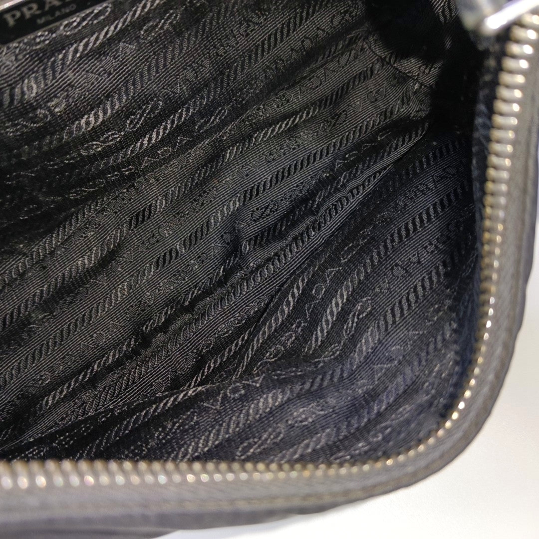 Re-Edition2005 Nylon Black