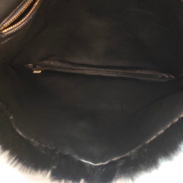 Fur Clutch Black