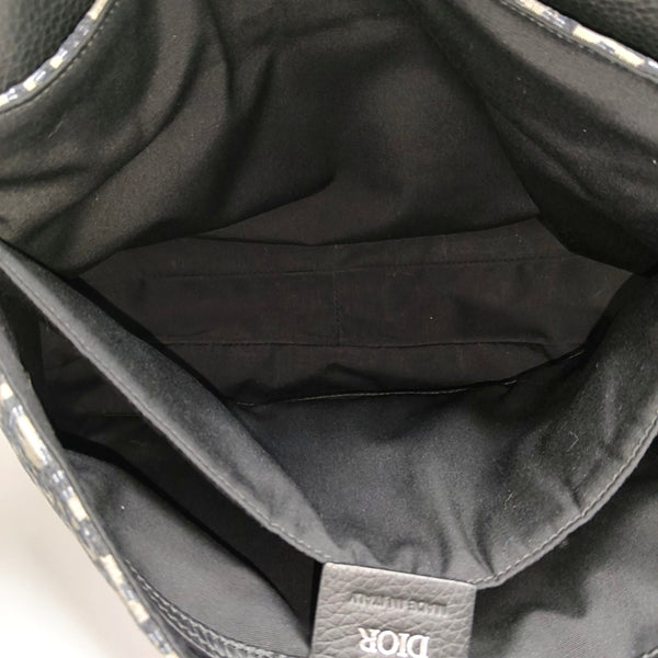 Authenticated pre-owned  Saddle Canvas Black - Shoulder Bag at Looply