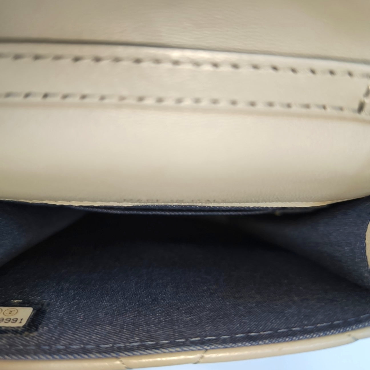 CLASSIC FLAP Quilted Lambskin Gray