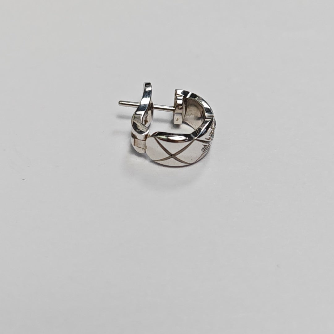 18k White Gold Silver Stud Earrings