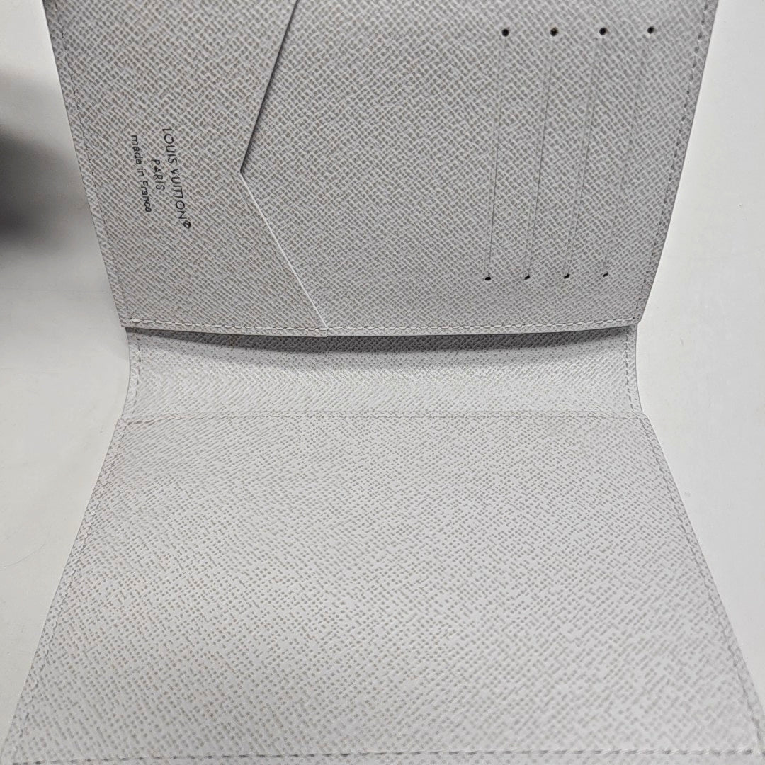 Coated Canvas Card Holder White