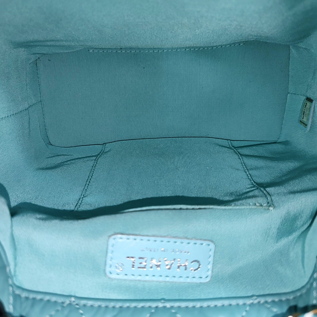 GABRIELLE Small Quilted Calfskin Green