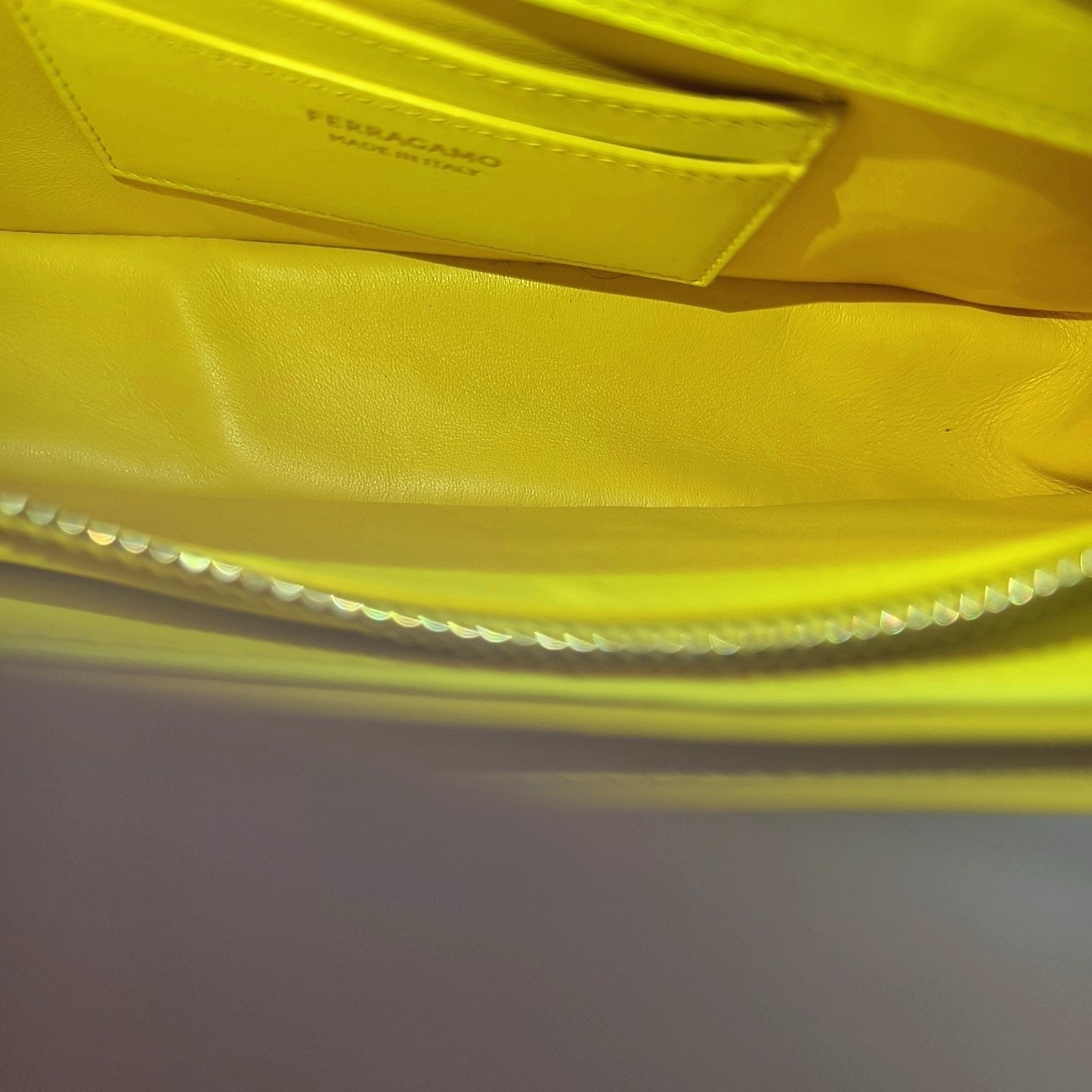 Clasp Hobo Calfskin Yellow