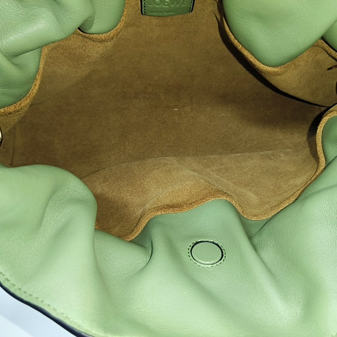Flamenco Medium Calfskin Green