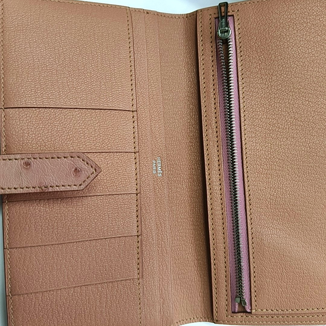 Bearn Ostrich Pink Wallet