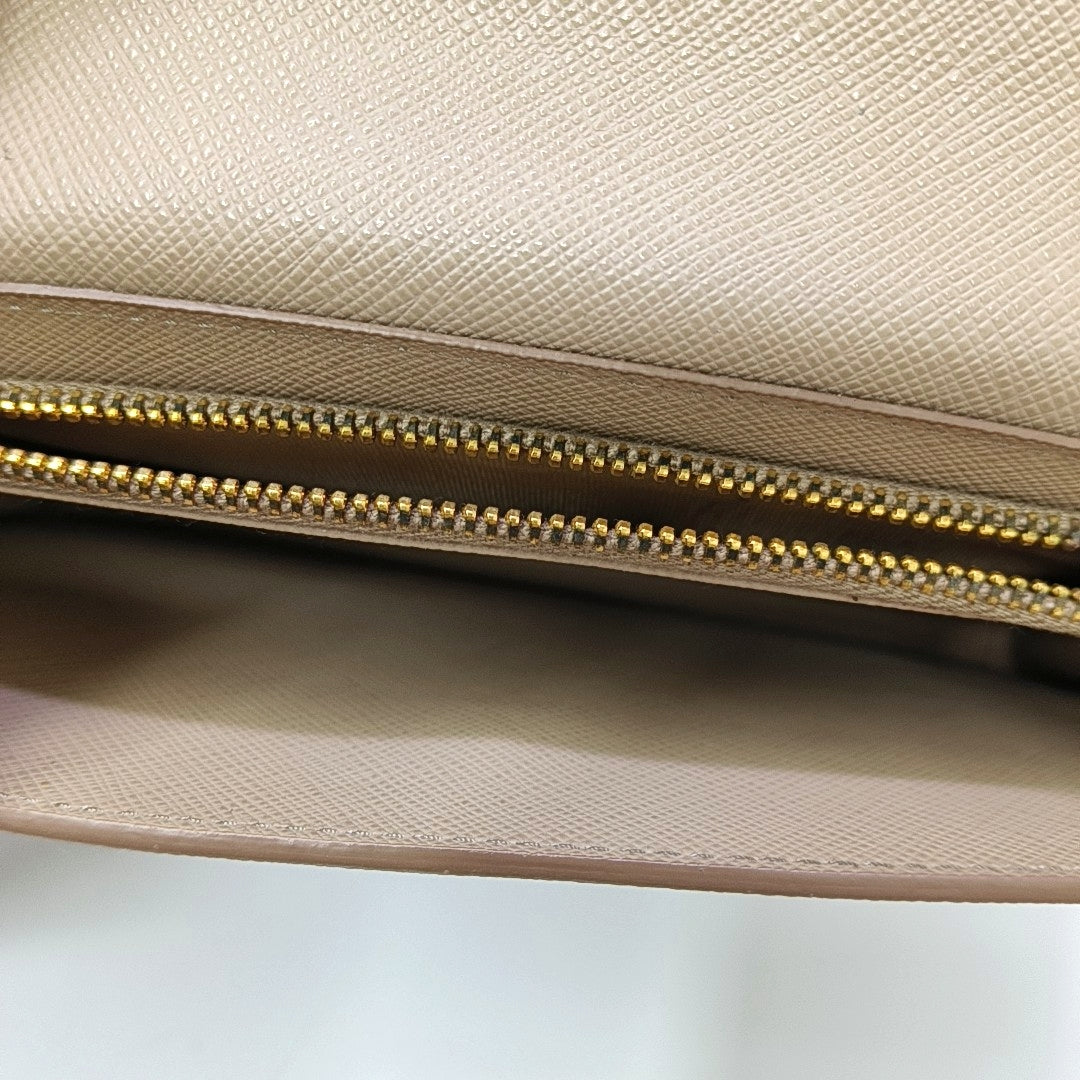 Calfskin Clutch Beige