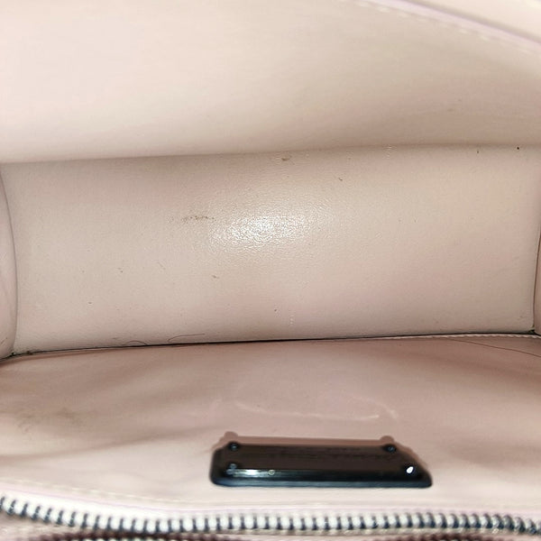 Vara Medium Calfskin Black