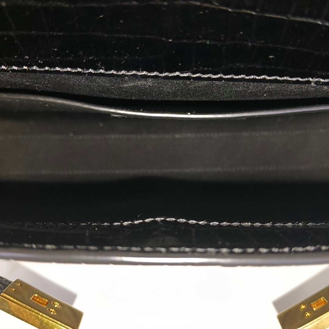 MANHATTAN Small Calfskin Black