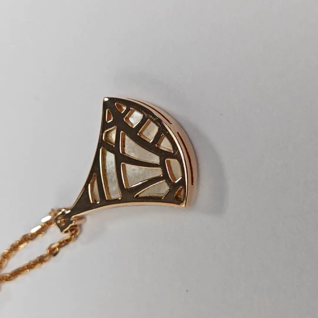 DIVAS' DREAM 18k Rose Gold Necklace