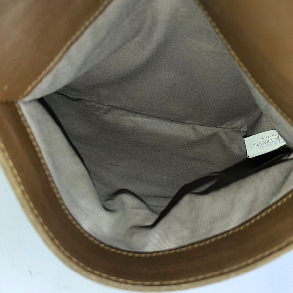 Authenticated pre-owned  Messenger Lambskin Brown - Crossbody Bag at Looply