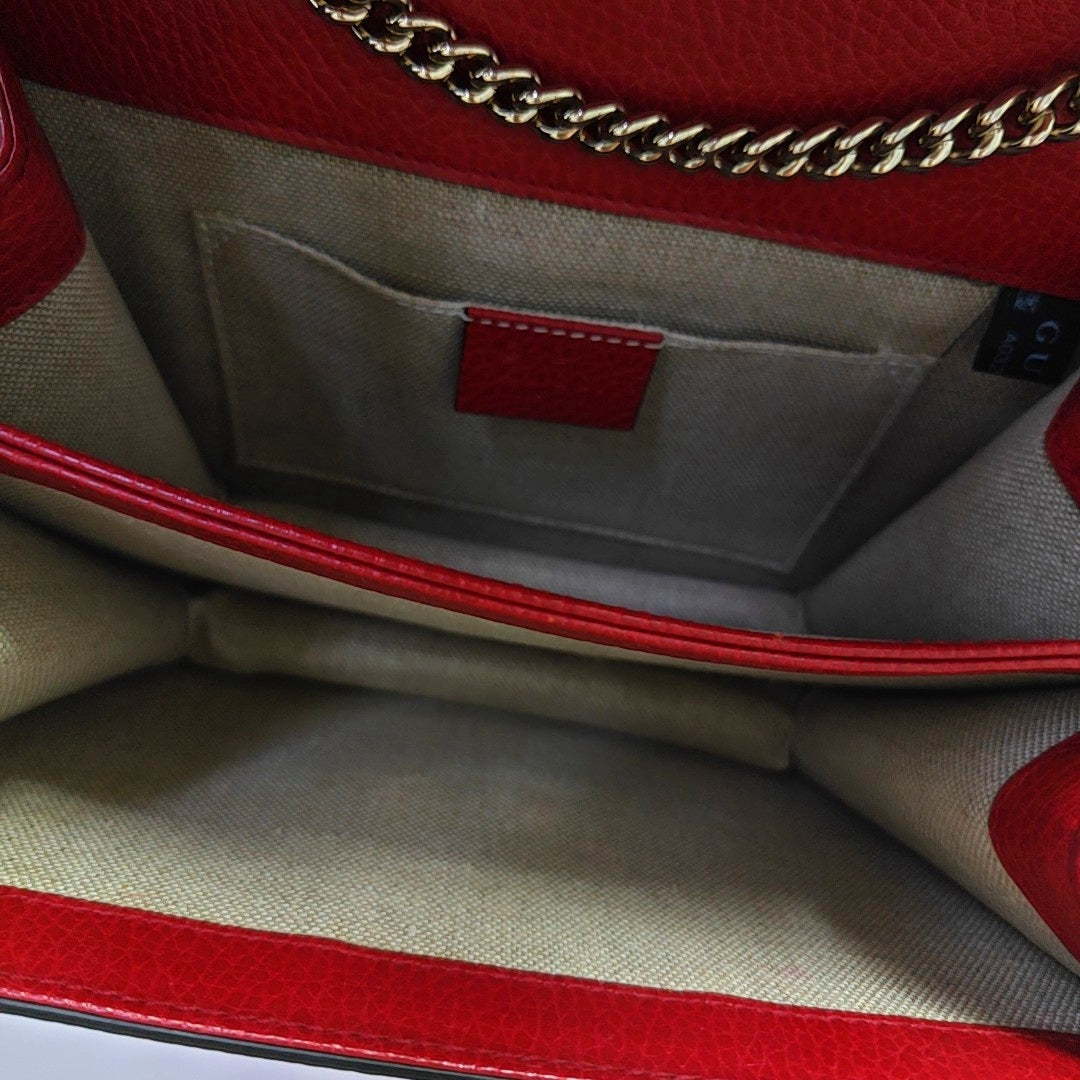Interlocking G Small Calfskin Red