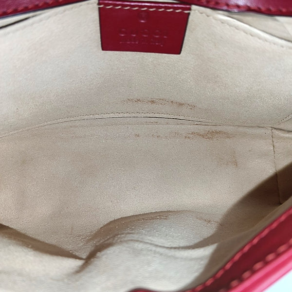 Authenticated pre-owned  GG Marmont Small Quilted Calfskin Red - Crossbody Bag at Looply
