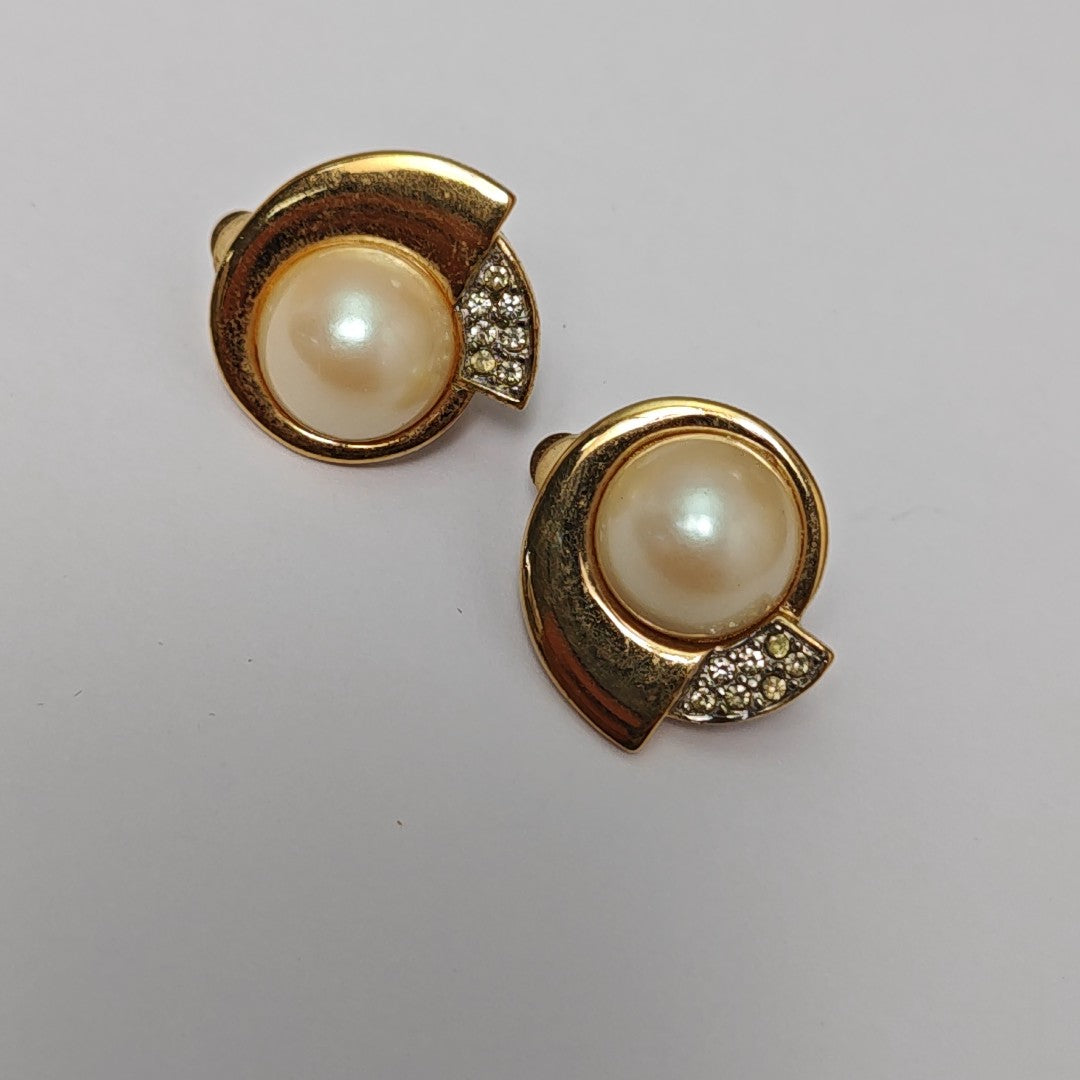 Metal Gold Clip On Earrings