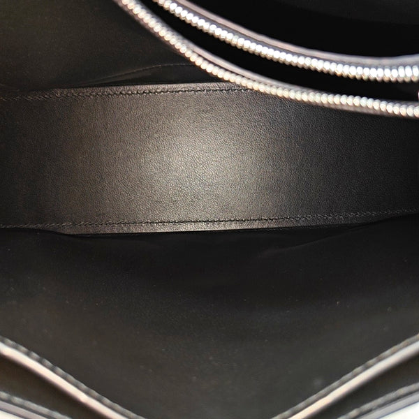 Crush Medium Calfskin Black