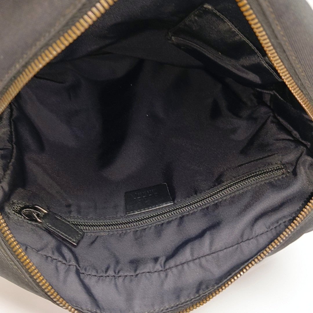Messenger Fabric Black