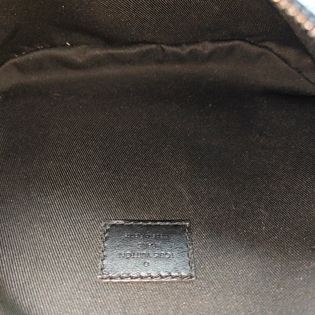 DISCOVERY Monogram Coated Canvas Black