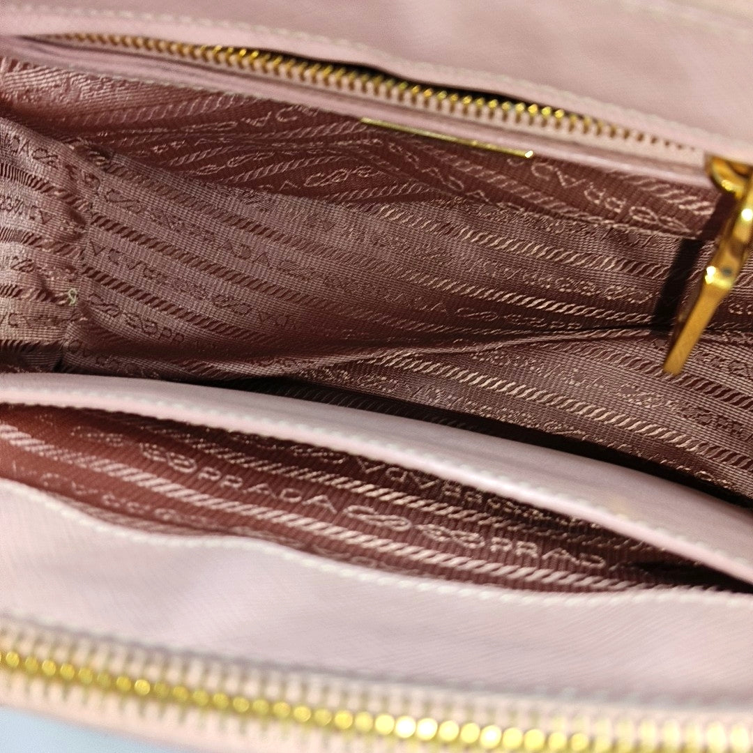 Galleria Small Saffiano Calfskin Pink