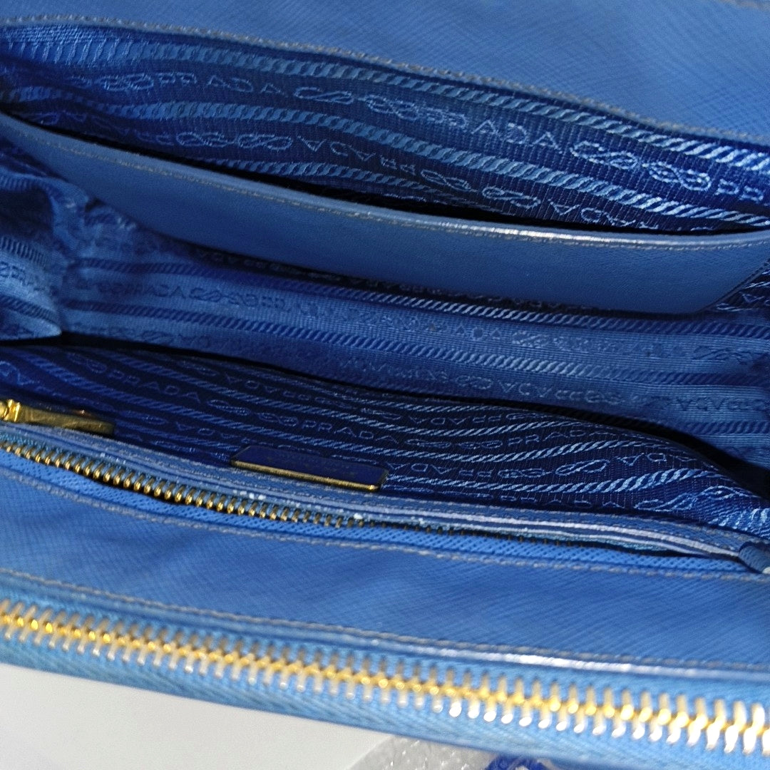 Authenticated pre-owned  Galleria Saffiano Calfskin Blue - Shoulder Bag at Looply