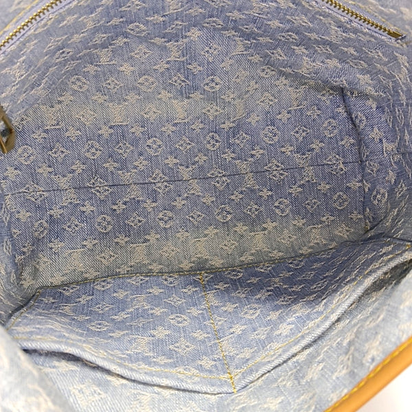 CARRYALL PM Monogram Canvas Blue