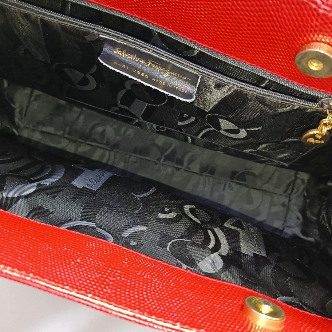 Vara Large Calfskin Red