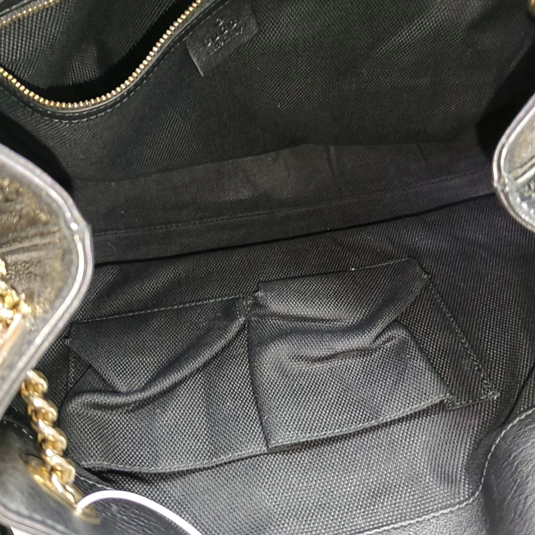 Authenticated pre-owned  Soho Quilted Patent Leather Black - Tote Bag at Looply