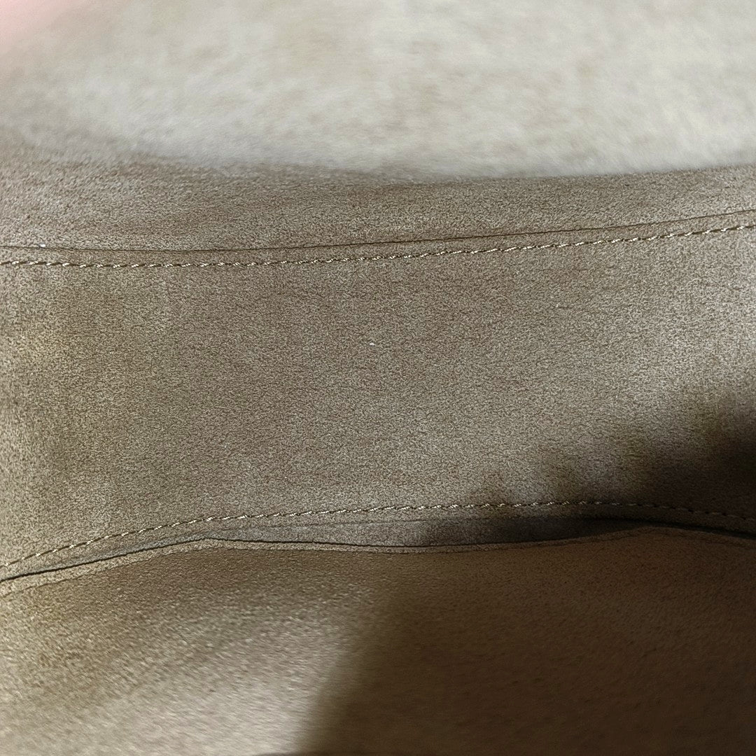 BOITE CHAPEAU PM Monogram Coated Canvas Brown