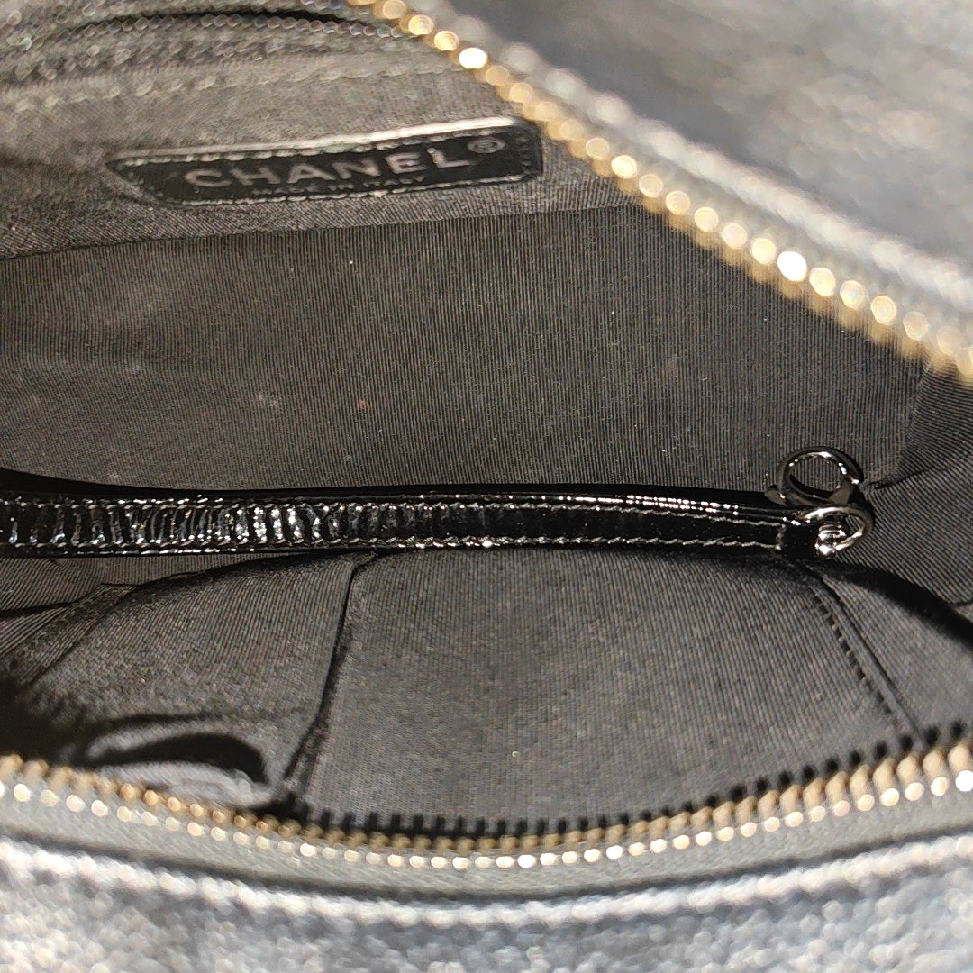 GABRIELLE Small Quilted Lambskin Black