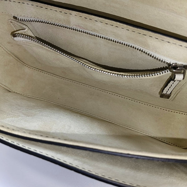 Dio(r)evolution Calfskin White