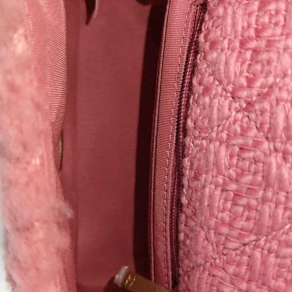 CLASSIC FLAP Mini Quilted Sheepskin Red