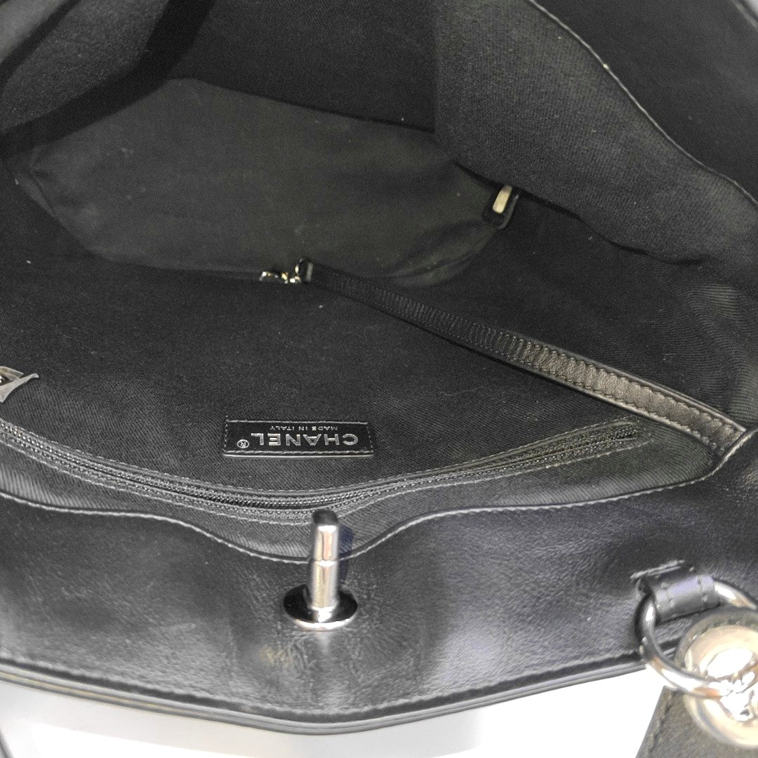 Quilted Calfskin Bucket Bag Black