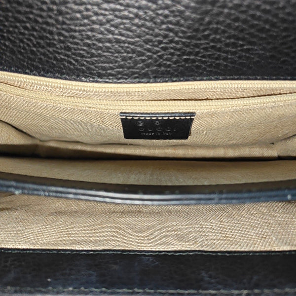 Authenticated pre-owned  Interlocking G Large Calfskin Black - Shoulder Bag at Looply