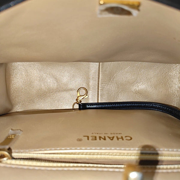 Quilted Lambskin Shoulder Bag Black