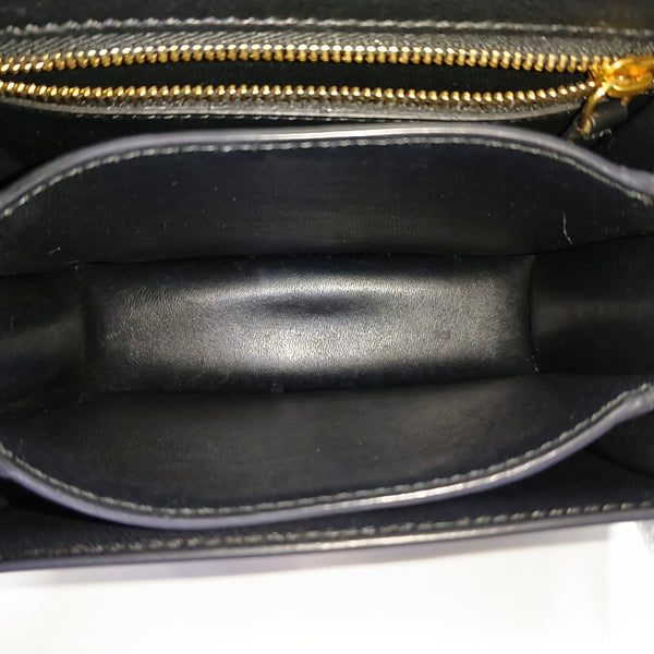 Authenticated pre-owned  CLASSIC BOX Mini Calfskin Black - Shoulder Bag at Looply