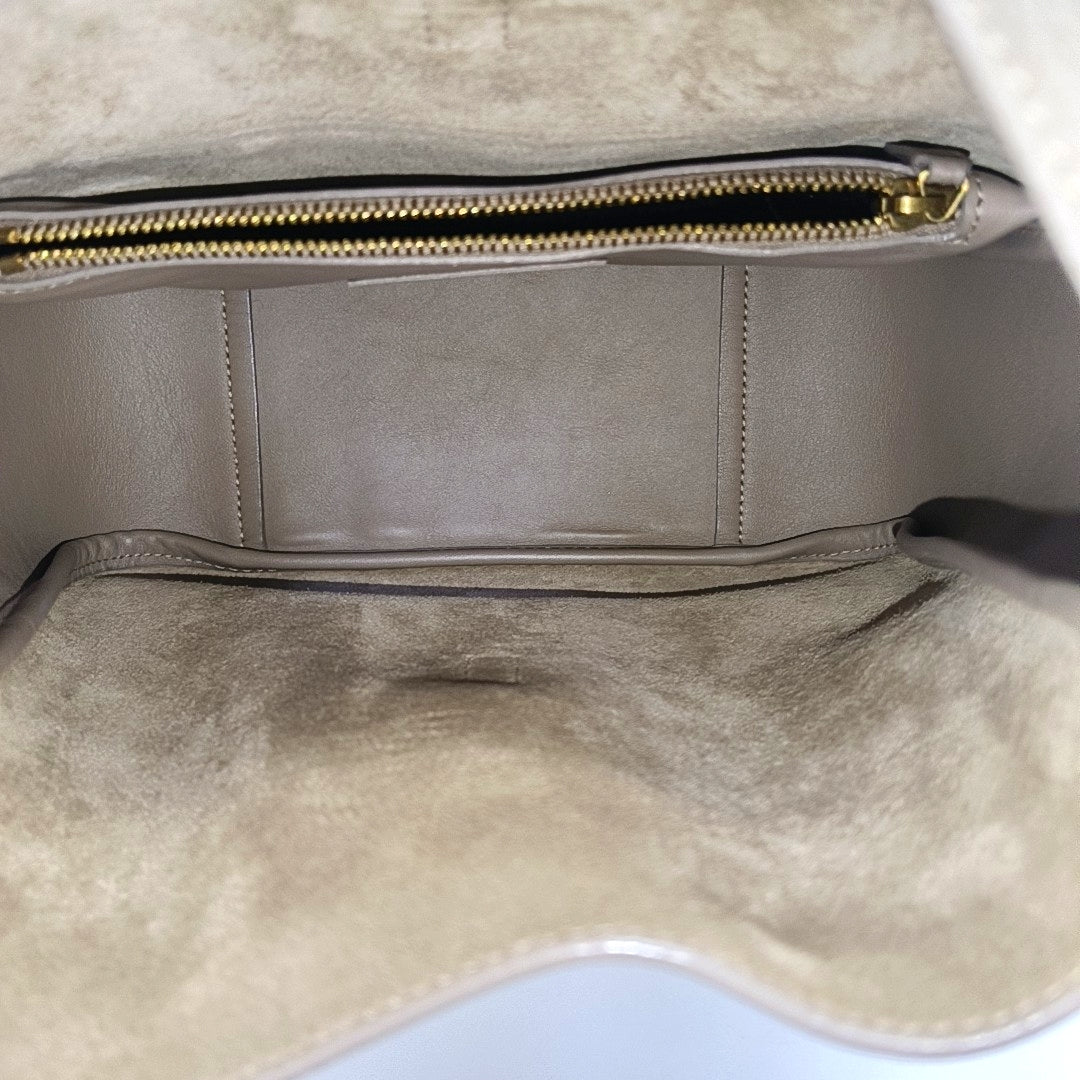 LE 5 À 7 Small Calfskin Gray