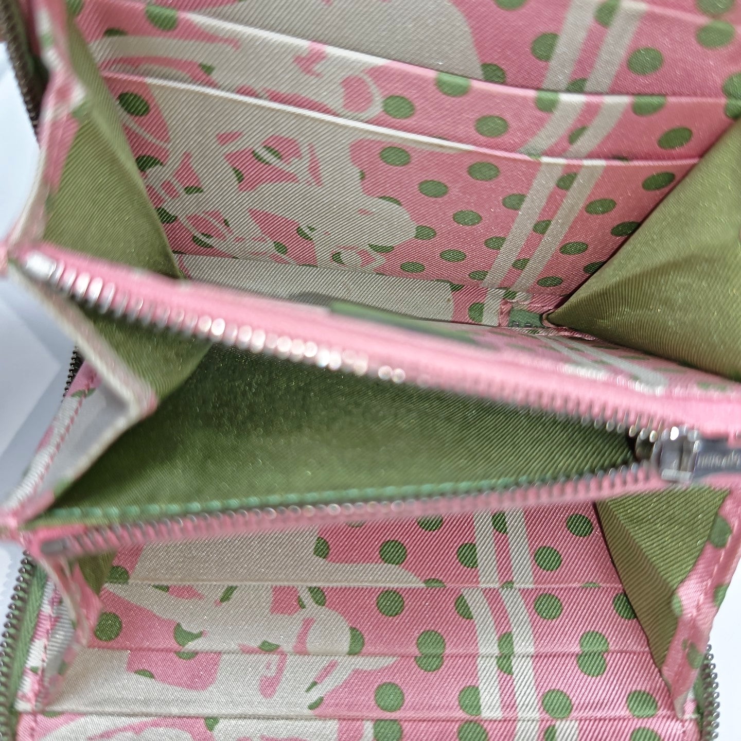 Silk'in Epsom Green Wallet