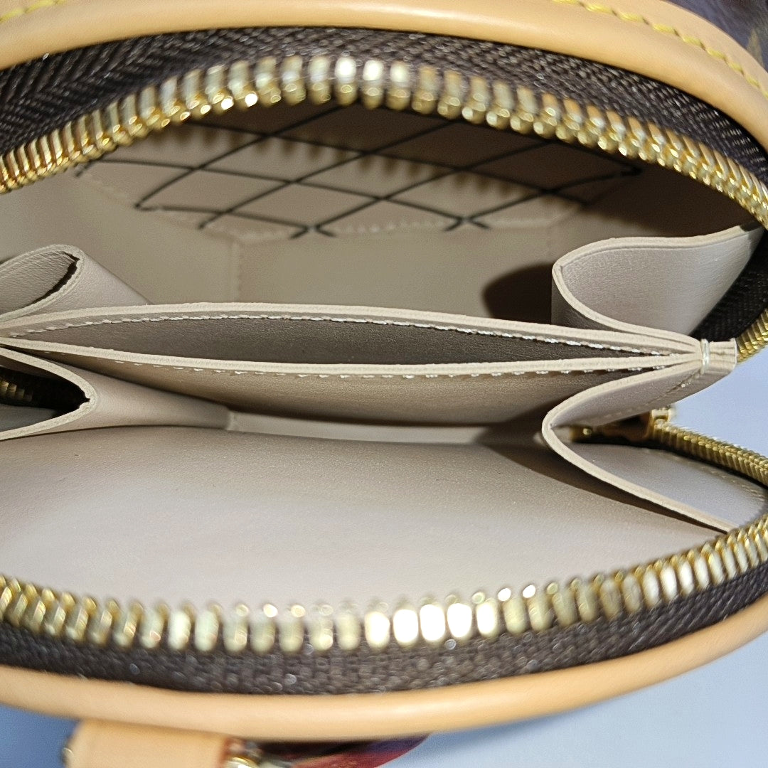 BOITE CHAPEAU Mini Monogram Coated Canvas Brown