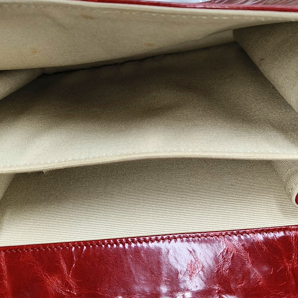 Authenticated pre-owned  2.55 Quilted Calfskin Red - Shoulder Bag at Looply